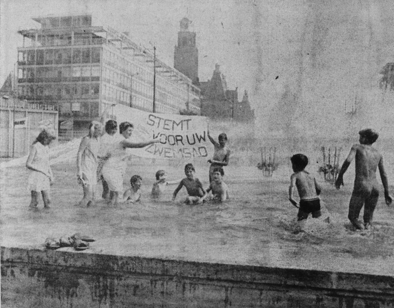 Demonstreren voor een zwembad in het Oude Noorden