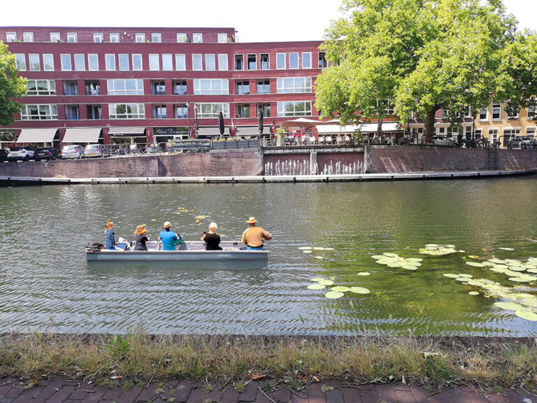Noorderdicht viert de zomer met muziek, poëzie én bootjes op de Rotte